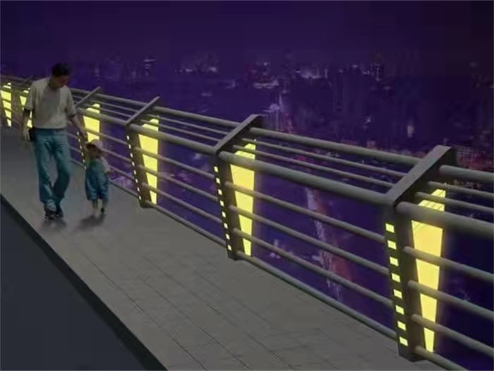 燈光護(hù)欄