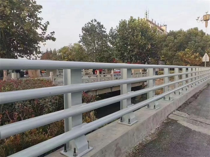 防撞護欄