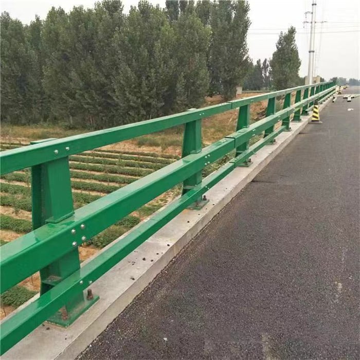 防撞護欄