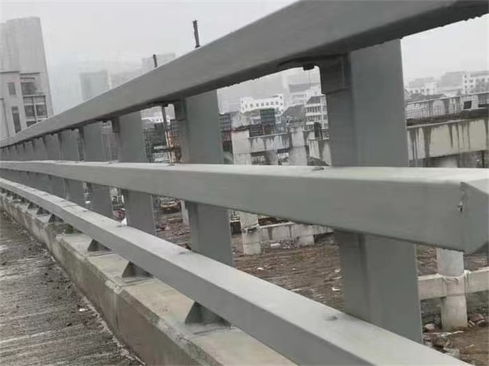 防撞護欄