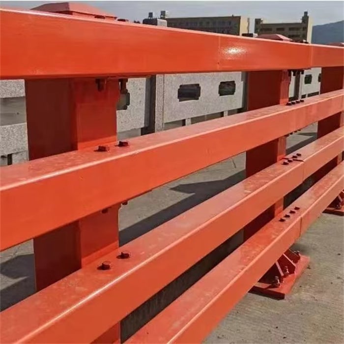 防撞護(hù)欄